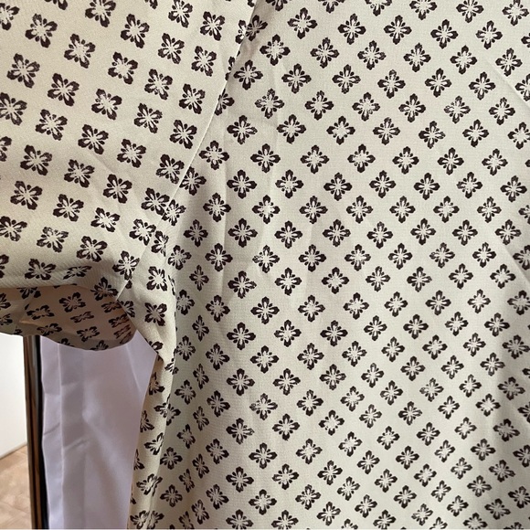 Catherines Beige and Brown Print Pleated-Front Relaxed-Fit Tunic - Picture 6 of 6